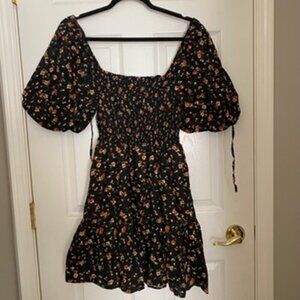 black puff-sleeve floral mini dress
